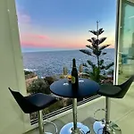 Villa En El Acantilado