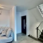 Villa En El Acantilado