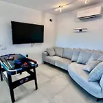 Villa En El Acantilado